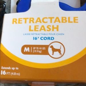 Retractable leash